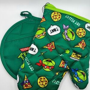 TMNT Pot Holder and Oven Mitt Set